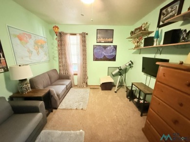 This charming 3 bed 2 bath 1822 sf ft home offers a relaxing on Sierra Del Rio Golf Club in New Mexico - for sale on GolfHomes.com, golf home, golf lot
