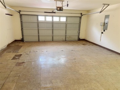 Lots of potential here with Great open floorplan, screened in on Wildhorse Golf Club of Robson Ranch in Texas - for sale on GolfHomes.com, golf home, golf lot