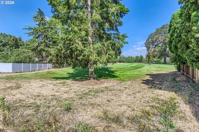 This charming one-level ranch-style home is located at 3931 NW on Rock Creek Country Club in Oregon - for sale on GolfHomes.com, golf home, golf lot