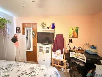 This charming 3 bed 2 bath 1822 sf ft home offers a relaxing on Sierra Del Rio Golf Club in New Mexico - for sale on GolfHomes.com, golf home, golf lot