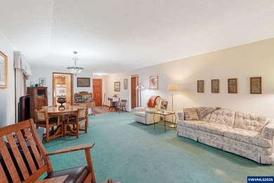 Enjoy mountain views from this well maintained 2bed/2 bath on Salemtowne Golf Club in Oregon - for sale on GolfHomes.com, golf home, golf lot