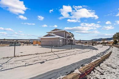 Charming & Contemporary in Colorado City Nestled in the on Hollydot Golf Course in Colorado - for sale on GolfHomes.com, golf home, golf lot