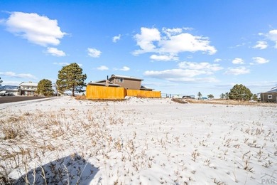 Charming & Contemporary in Colorado City Nestled in the on Hollydot Golf Course in Colorado - for sale on GolfHomes.com, golf home, golf lot