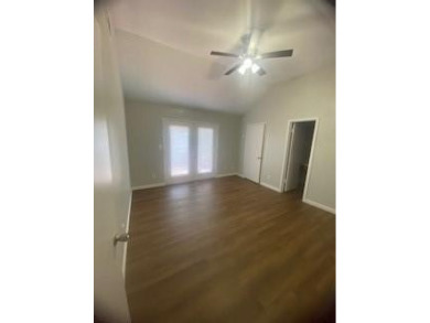 Well Maintained Town Home, next to the Mesquite Golf Course on Mesquite Municipal Golf Course in Texas - for sale on GolfHomes.com, golf home, golf lot