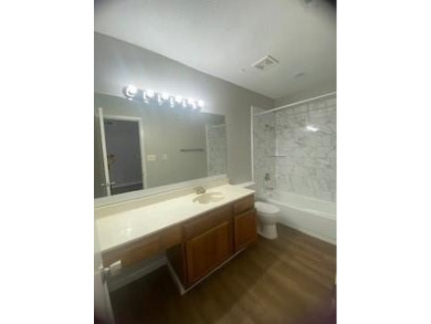Well Maintained Town Home, next to the Mesquite Golf Course on Mesquite Municipal Golf Course in Texas - for sale on GolfHomes.com, golf home, golf lot