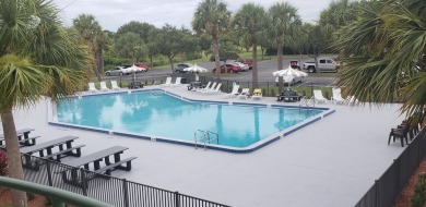 COME SEE THIS FANTASTIC GOLF VILLA WITH NEW A/C, NEW on Gator Trace Golf and Country Club in Florida - for sale on GolfHomes.com, golf home, golf lot