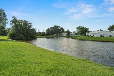 RARE, POND VILLA UNIT AVAILABLE! BEAUTIFUL WATER VIEWS! MOVE-IN on Mainlands Golf Club in Florida - for sale on GolfHomes.com, golf home, golf lot