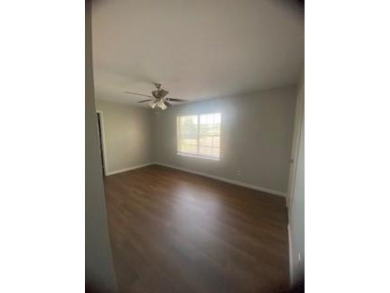 Well Maintained Town Home, next to the Mesquite Golf Course on Mesquite Municipal Golf Course in Texas - for sale on GolfHomes.com, golf home, golf lot