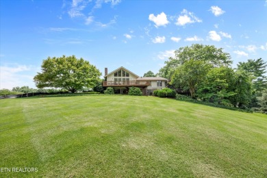 Located in Fox Den Village on the 6th tee at the highest on Fox Den Country Club in Tennessee - for sale on GolfHomes.com, golf home, golf lot