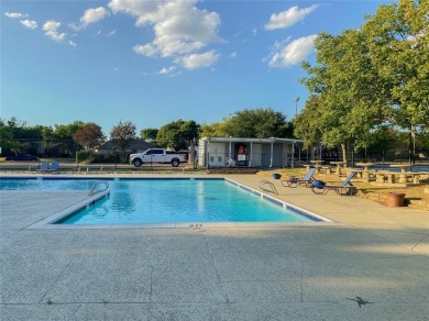 Well Maintained Town Home, next to the Mesquite Golf Course on Mesquite Municipal Golf Course in Texas - for sale on GolfHomes.com, golf home, golf lot