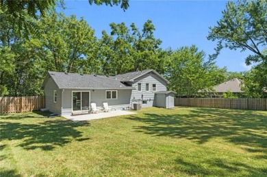 Huge open-concept main level: Check! Spacious bedrooms with a on Minor Park Golf Course in Missouri - for sale on GolfHomes.com, golf home, golf lot