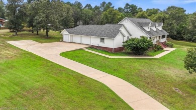 A gorgeous, cozy 2,236 sqft 3-bedroom, 2.5 Bath home sits on 1 on Wolf Ridge Golf Course in Oklahoma - for sale on GolfHomes.com, golf home, golf lot