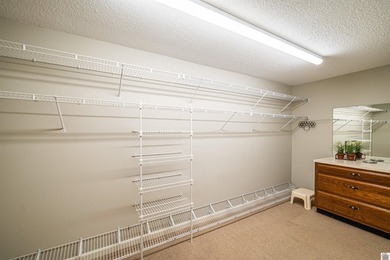 Located in the desirable Meadow Links community, this condo is on Country Club of Paducah in Kentucky - for sale on GolfHomes.com, golf home, golf lot