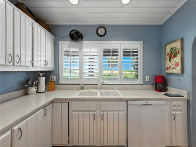Enjoy the perfect Florida lifestyle in this 2-bedroom, 2-bath on Lake Wales Country Club in Florida - for sale on GolfHomes.com, golf home, golf lot