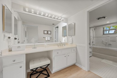 Don't miss out on this lovely 2 bedroom, 2 bath condo in the on Jonathans Landing Golf Club in Florida - for sale on GolfHomes.com, golf home, golf lot