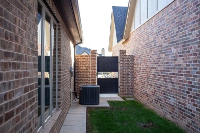 Buy this home and with your HOA dues, get a Social Pass to on Tascosa Country Club in Texas - for sale on GolfHomes.com, golf home, golf lot
