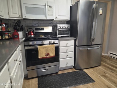 Look no further, Great LOCATION! This updated 2 bedroom 2 Bath on Leisure Village West Assoc. in New Jersey - for sale on GolfHomes.com, golf home, golf lot