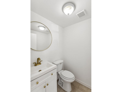 First-Floor, Beautifully Updated Condo in King's Point - 55+ on Addison Reserve in Florida - for sale on GolfHomes.com, golf home, golf lot