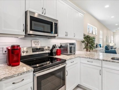 Beautifully maintained 2BR + den, 2BA home located in the gated on PGA Golf Club in PGA Village in Florida - for sale on GolfHomes.com, golf home, golf lot