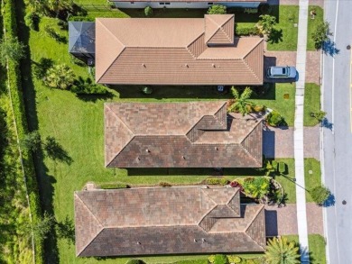 Beautifully maintained 2BR + den, 2BA home located in the gated on PGA Golf Club in PGA Village in Florida - for sale on GolfHomes.com, golf home, golf lot
