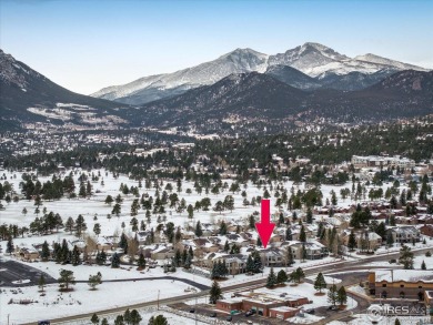 Gorgeous 4-Bedroom, 3-Bath End-Unit Townhome in Elk Ridge on Estes Park Golf Course in Colorado - for sale on GolfHomes.com, golf home, golf lot