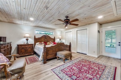 Charming 4-bedroom, 3-bath home in the gated Lake Kiowa on Lake Kiowa Golf Course in Texas - for sale on GolfHomes.com, golf home, golf lot
