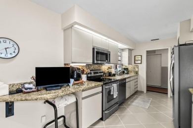 2/3 Bedroom 1 Story Villa with Garage and Golf Course Views! New on Hunters Run Golf and Country Club in Florida - for sale on GolfHomes.com, golf home, golf lot