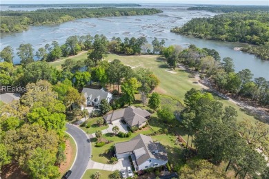 Not too big, not too small, this custom-built home is just on Crescent Pointe Golf Club in South Carolina - for sale on GolfHomes.com, golf home, golf lot