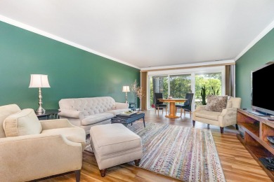 Welcome to your charming 2-bedroom, 2-bath first-floor condo in on Prestwick Country Club in Illinois - for sale on GolfHomes.com, golf home, golf lot