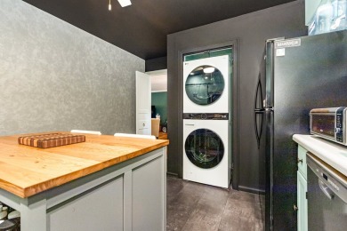 Welcome to your charming 2-bedroom, 2-bath first-floor condo in on Prestwick Country Club in Illinois - for sale on GolfHomes.com, golf home, golf lot