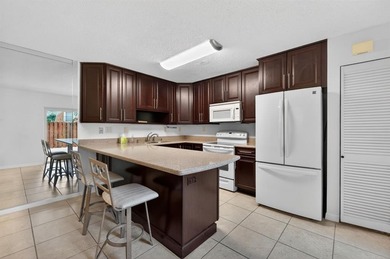 ***Remodeled*** Great location with highly rated schools! Large on Pine Island Ridge Country Club in Florida - for sale on GolfHomes.com, golf home, golf lot