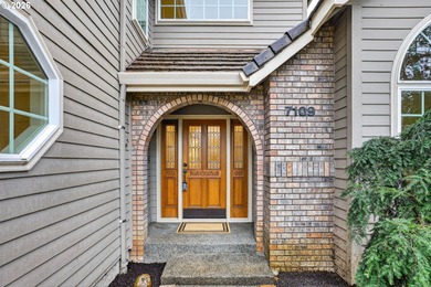 Spacious custom home backing to Green Meadows Golf Course on Club Green Meadows in Washington - for sale on GolfHomes.com, golf home, golf lot