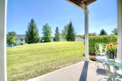 OPEN WED 4-6 pm NO STEPS!! Move right into this updated on Meadowood Golf Club in Kentucky - for sale on GolfHomes.com, golf home, golf lot