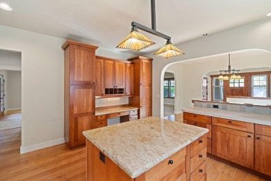 Classic Westside Bend craftsman design embodies timeless on Rivers Edge Golf Resort in Oregon - for sale on GolfHomes.com, golf home, golf lot