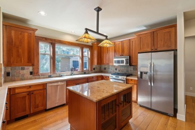 Classic Westside Bend craftsman design embodies timeless on Rivers Edge Golf Resort in Oregon - for sale on GolfHomes.com, golf home, golf lot