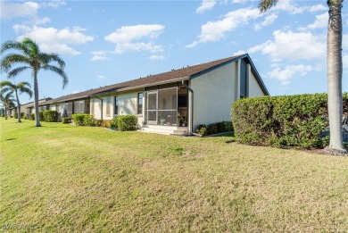 Motivated Seller!  END-UNIT, SINGLE LEVEL, CANAL FRONT, DIRECT on Saint Andrews South Golf Club in Florida - for sale on GolfHomes.com, golf home, golf lot