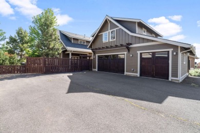 Classic Westside Bend craftsman design embodies timeless on Rivers Edge Golf Resort in Oregon - for sale on GolfHomes.com, golf home, golf lot