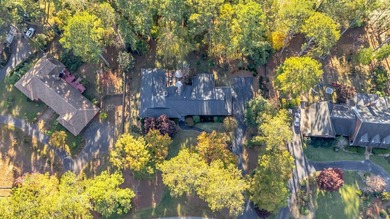 Elegant Southern Living in Gatewood - 106 Ashford Place. Inside on Par 3 West in South Carolina - for sale on GolfHomes.com, golf home, golf lot