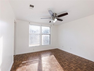 Discover cozy, low-maintenance living in this charming end-unit on Heritage Golf Links in Georgia - for sale on GolfHomes.com, golf home, golf lot