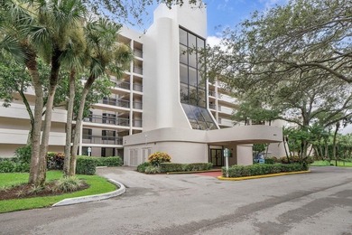 Beautifully maintained first-floor condo, conveniently located on The Country Club At Boca Raton in Florida - for sale on GolfHomes.com, golf home, golf lot