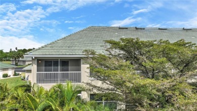 Freshly painted, updated granite countertops just installed and on Westminster Golf Club in Florida - for sale on GolfHomes.com, golf home, golf lot