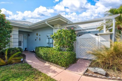 This charming 2-bedroom, 2-bathroom villa is ideally located in on Plantation Golf and Country Club in Florida - for sale on GolfHomes.com, golf home, golf lot