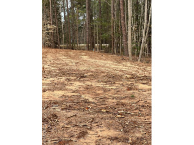 This lot is ready for you to build your new home!   Lot has been on Tanglewood Shores Golf and Country Club in Virginia - for sale on GolfHomes.com, golf home, golf lot