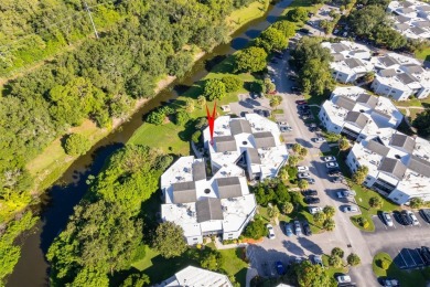 Welcome to this beautifully updated 2-bedroom, 2-bathroom on Ventura Country Club in Florida - for sale on GolfHomes.com, golf home, golf lot