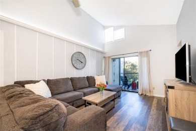 Welcome to this beautifully updated 2-bedroom, 2-bathroom on Ventura Country Club in Florida - for sale on GolfHomes.com, golf home, golf lot