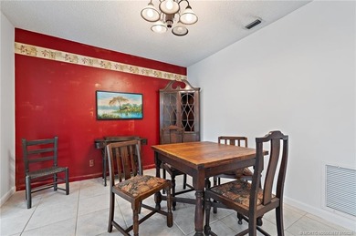 BRAND NEW ROOF!! RENOVATED KITCHEN!! Owner moved and needs to on Martin Downs Country Club in Florida - for sale on GolfHomes.com, golf home, golf lot