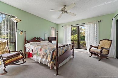 BRAND NEW ROOF!! RENOVATED KITCHEN!! Owner moved and needs to on Martin Downs Country Club in Florida - for sale on GolfHomes.com, golf home, golf lot