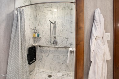 This is a 3 bedroom residence at the Bachelor Gulch with 2 on Beaver Creek Golf Club in Colorado - for sale on GolfHomes.com, golf home, golf lot