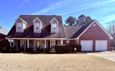 100% USDA financing available to qualified buyers! Updated and on Castlewoods Golf Club in Mississippi - for sale on GolfHomes.com, golf home, golf lot