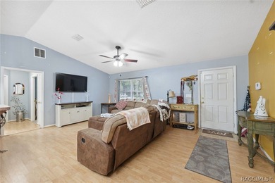 Don't miss out on this adorable Inverness abode! It's been on Inverness Golf and Country Club in Florida - for sale on GolfHomes.com, golf home, golf lot